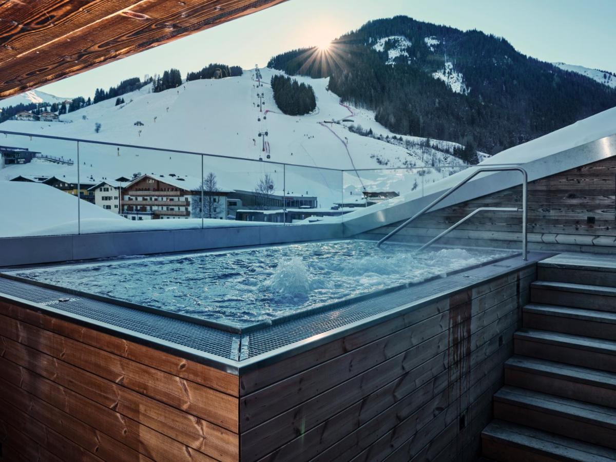Hotel Hasenauer 4 Sterne Superior Saalbach-Hinterglemm Extérieur photo